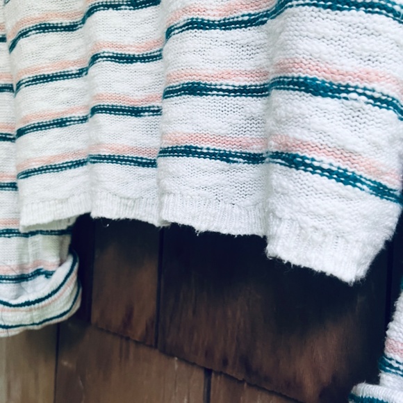 Roxy Short Pullover Hooded Sweater White Pink Green Stripe Boho Beach Size SP - Picture 10 of 13
